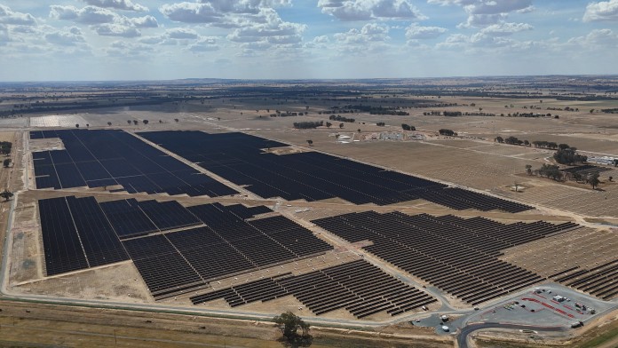 Blick auf Solarpark Culcairn Solar Farm